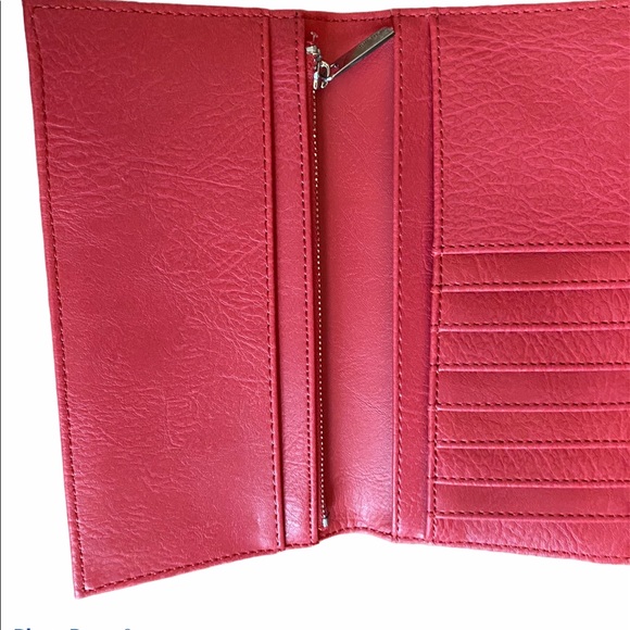 Matt & Nat wallet - Picture 2 of 3